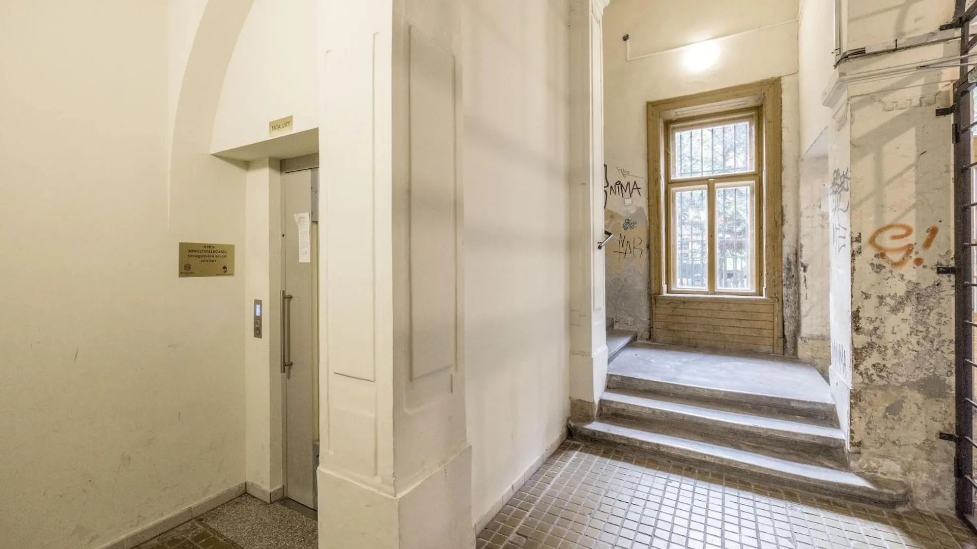 Makin' Memories-Best Location In Heart Of Budapest City Centre Apartment